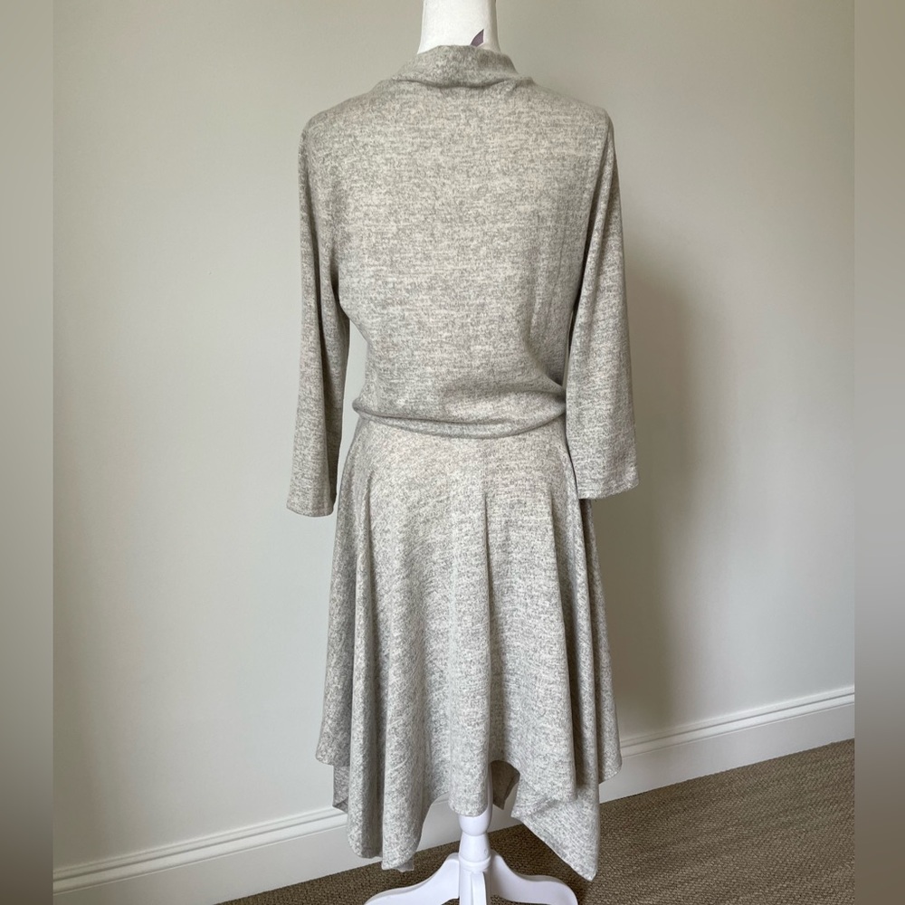 Alya Heather Gray Knit Dress - Size L - Picture 5 of 9